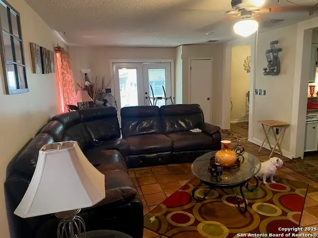 2406 Roseville, Kirby, TX 78219 - Image #3