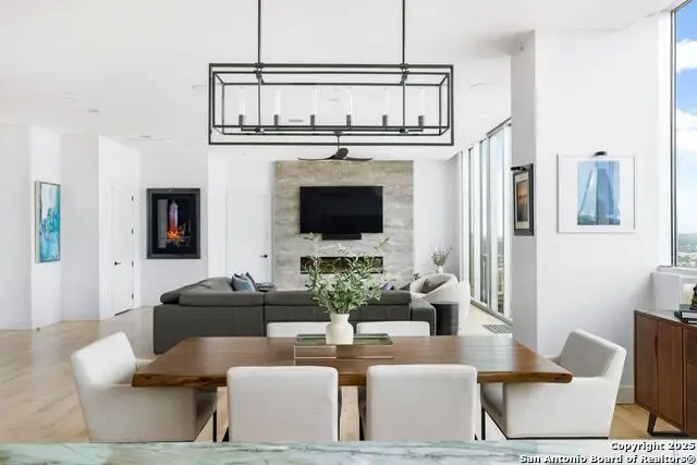 610 E Market #3304, San Antonio, TX 78205 - Image #3