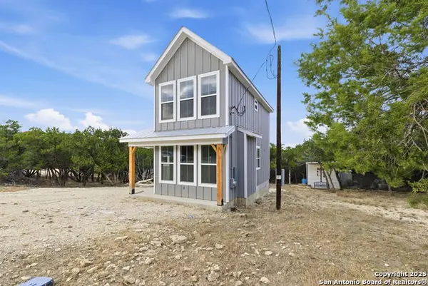 961 Brushy Creek, Bandera, TX 78003