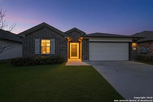 941 Armadillo, Seguin, TX 78155 - Image #3