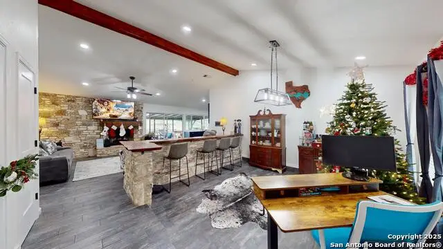 8258 Phoenix, Universal City, TX 78148 - Image #3