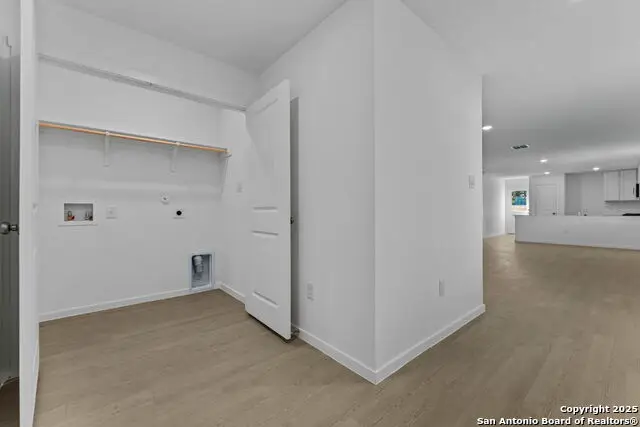 7246 Brownleaf Dr, San Antonio, TX 78227 - Image #2