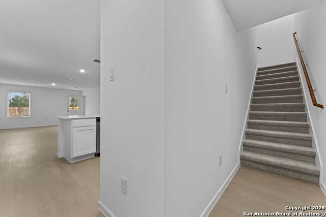 7238 Brownleaf Dr, San Antonio, TX 78227 - Image #2