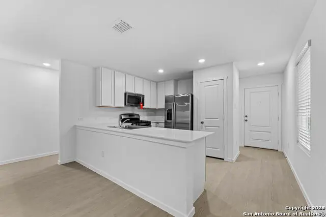 7238 Brownleaf Dr, San Antonio, TX 78227 - Image #3