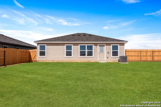 16016 Stratford Cove, Lytle, TX 78052 - #2
