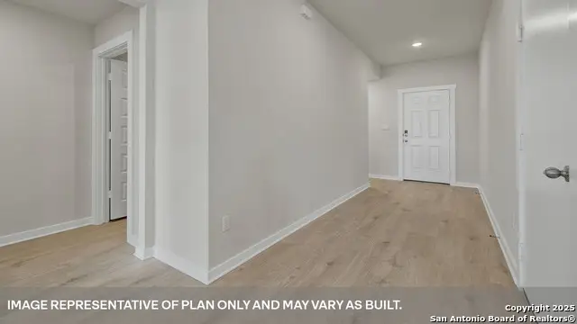 481 Kolbo Crossing Cove, Lockhart, TX 78644 - Image #3