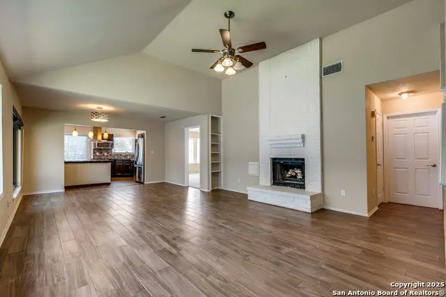 7538 Tantivity, San Antonio, TX 78249 - Image #2