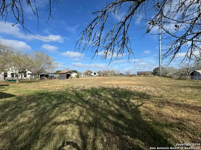 100 County Road 128, Floresville, TX 78114 - Image #3