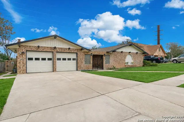 6431 Red Jacket, Leon Valley, TX 78238 - Image #2