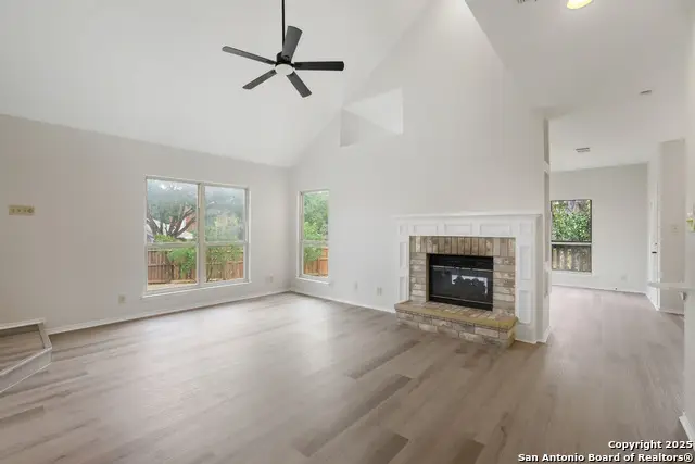 5886 Spring Sq, San Antonio, TX 78247 - Image #3