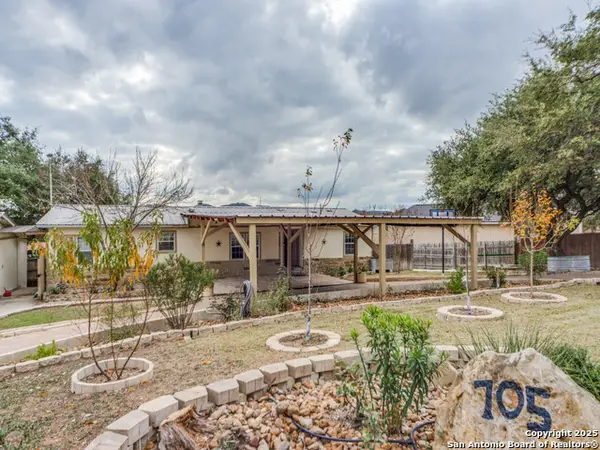 705 Walnut, Boerne, TX 78006