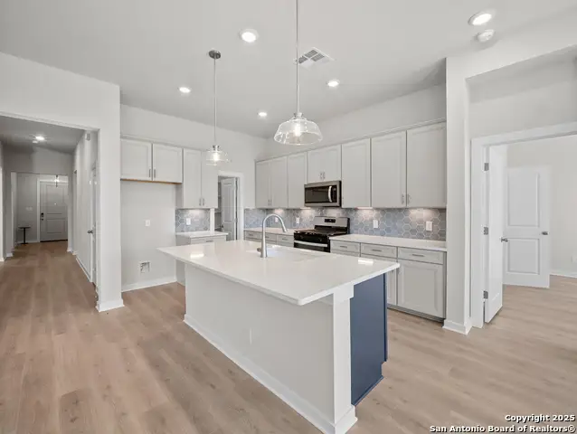 1622 Saddleback Run, New Braunfels, TX 78130 - Image #2