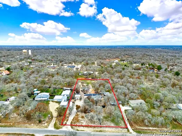 220 Lost Trail, La Vernia, TX 78121 - Image #2