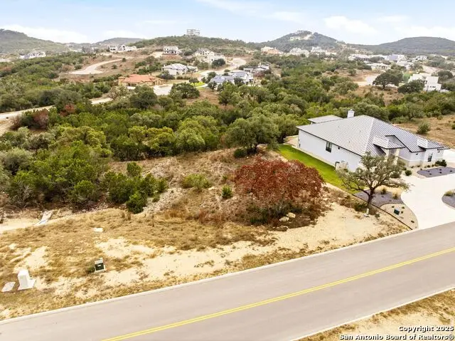 24213 Tres Arroyos, San Antonio, TX 78006 - Image #3