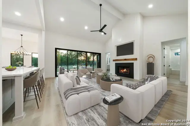 486 James Way, Castroville, TX 78009 - Image #2