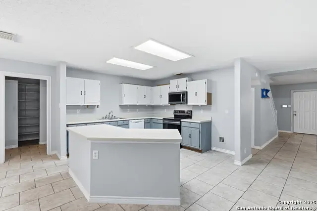 11110 Moonlit Park, San Antonio, TX 78249 - Image #3