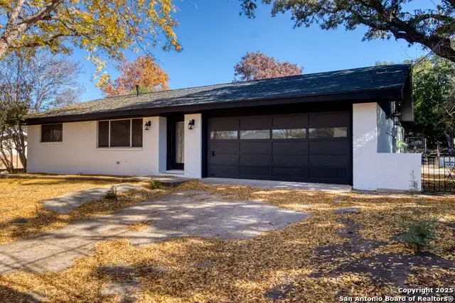 1118 Donna Kay, Kerrville, TX 78028 - Image #2