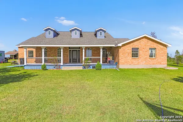 2504 Schwab, Seguin, TX 78155