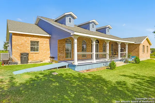 2504 Schwab, Seguin, TX 78155 - Image #2