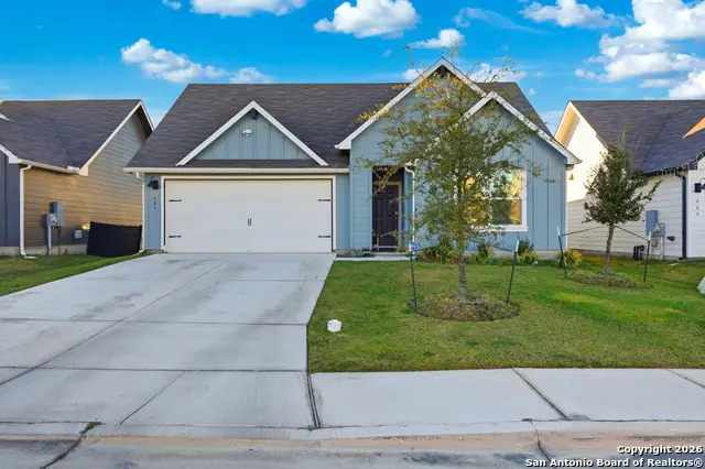 404 Signe, Seguin, TX 78155 - Image #3