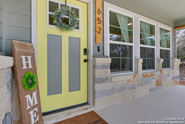 652 Canyon Bend, Canyon Lake, TX 78133 - Image #3