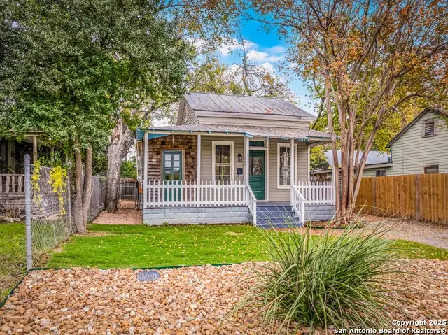 533 W Bridge St., New Braunfels, TX 78130 - #1