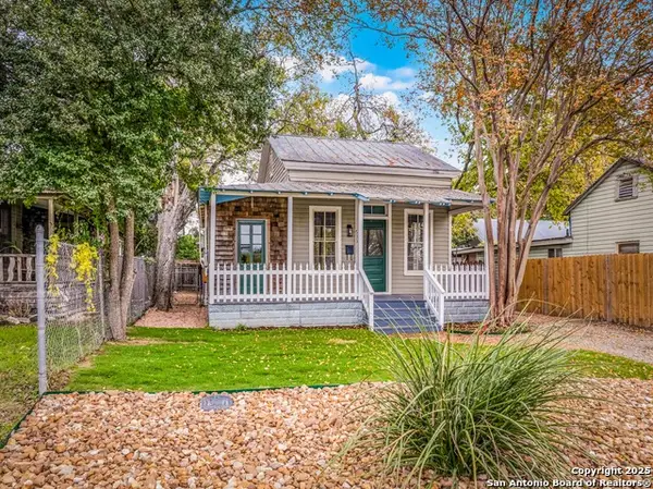 533 W Bridge St., New Braunfels, TX 78130