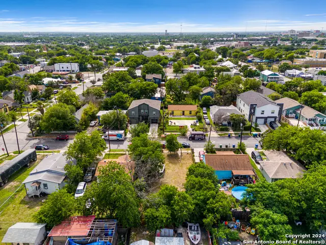 718 S Olive St, San Antonio, TX 78203 - Image #2