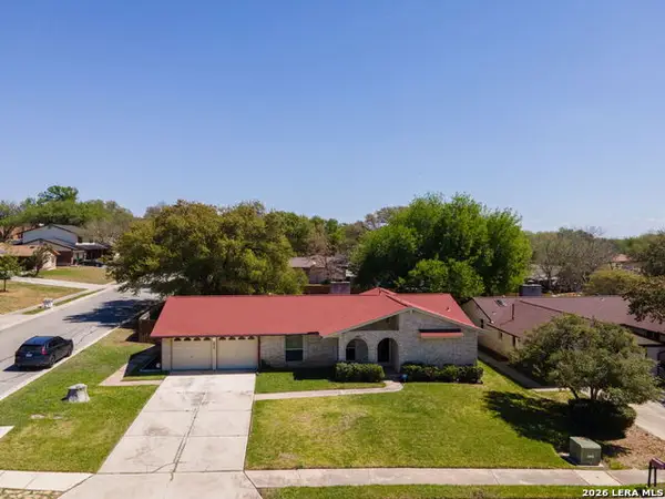 615 Amistad Blvd, Universal City, TX 78148