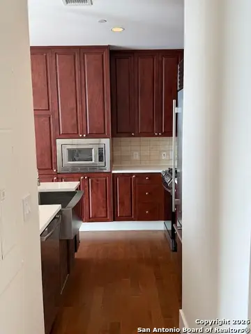 610 E Market St #2803, San Antonio, TX 78205 - Image #3
