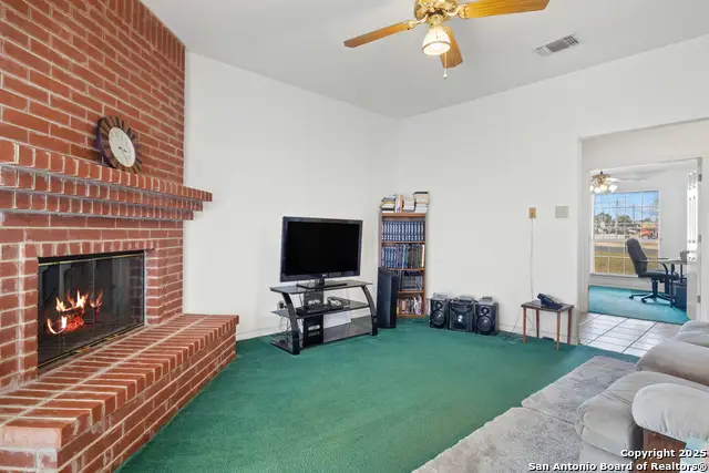 7026 Misty Ridge Dr, Converse, TX 78109 - Image #2