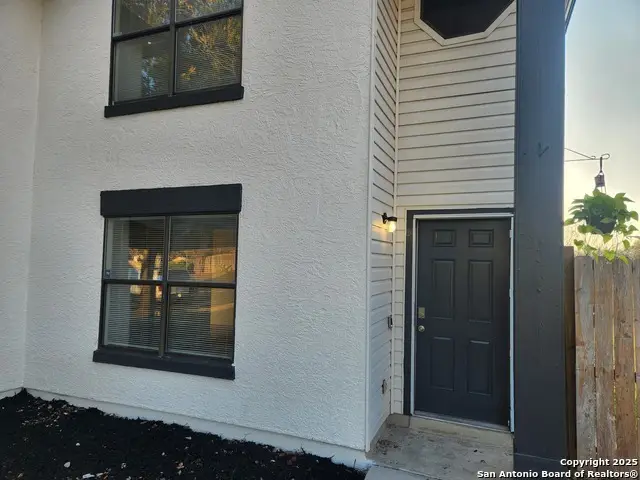 2117 Farmsville, San Antonio, TX 78245 - Image #3