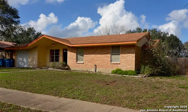 1407 Mockingbird Lane, Beeville, TX 78102 - Image #2