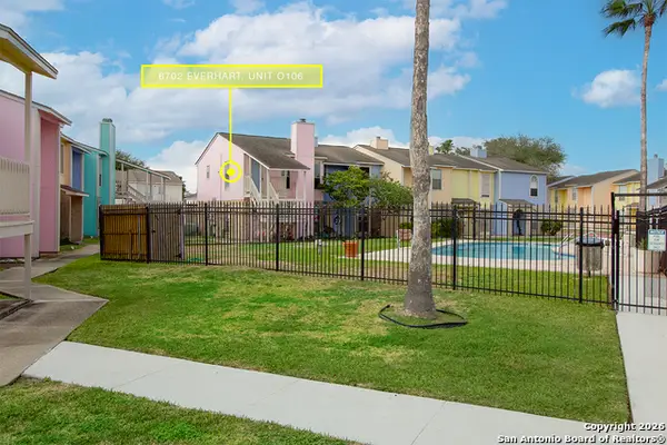 6702 Everhart #O106, Corpus Christi, TX 78413