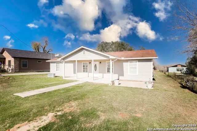 7924 County Road 128, Floresville, TX 78114 - Image #2