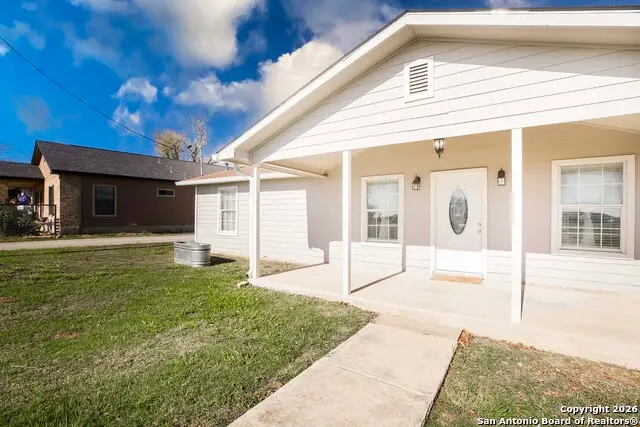 7924 County Road 128, Floresville, TX 78114 - Image #3