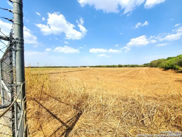 18996 Frank Hoffman Rd, Von Ormy, TX 78073 - Image #2