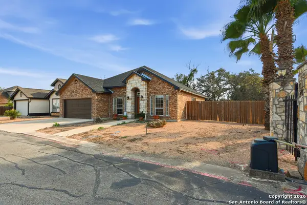 101 N Sutton, Uvalde, TX 78801