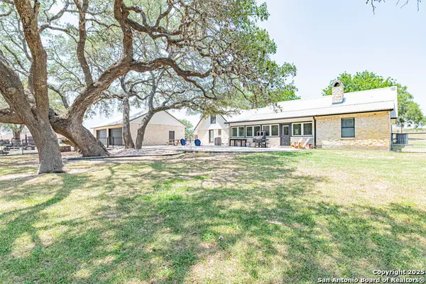 461 Fm 3432, La Vernia, TX 78121