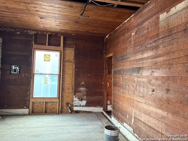 717 E Euclid, San Antonio, TX 78212 - #3