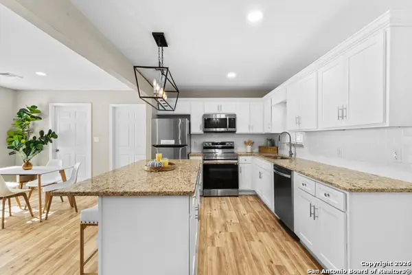 734 Sumner, San Antonio, TX 78209