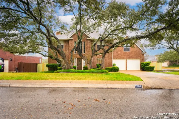 1202 Scenic Knls, San Antonio, TX 78258
