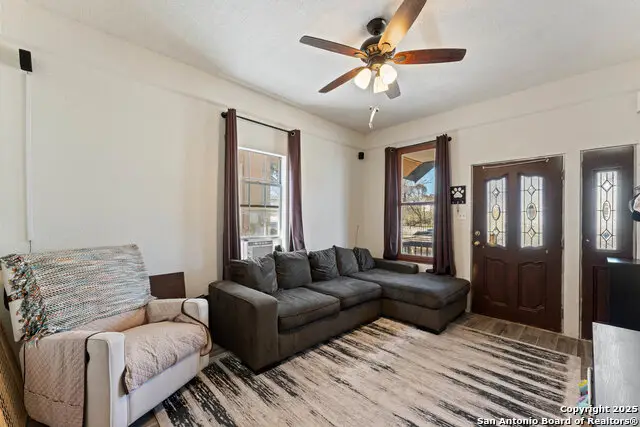 1410 Kayton Ave, San Antonio, TX 78210 - Image #3