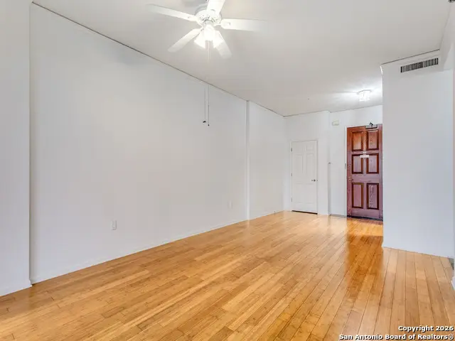1 Towers Park #1202, San Antonio, TX 78209 - Image #3