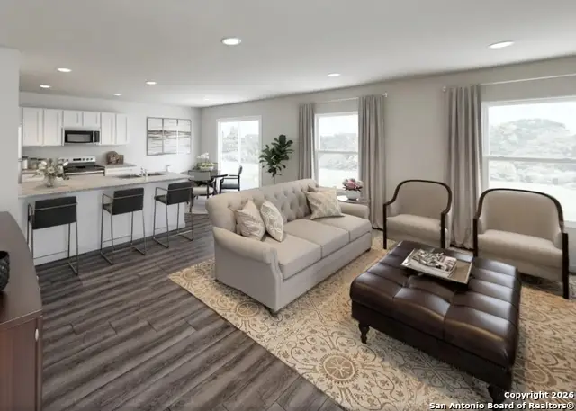 111 Sutton Place, Uvalde, TX 78801 - Image #3