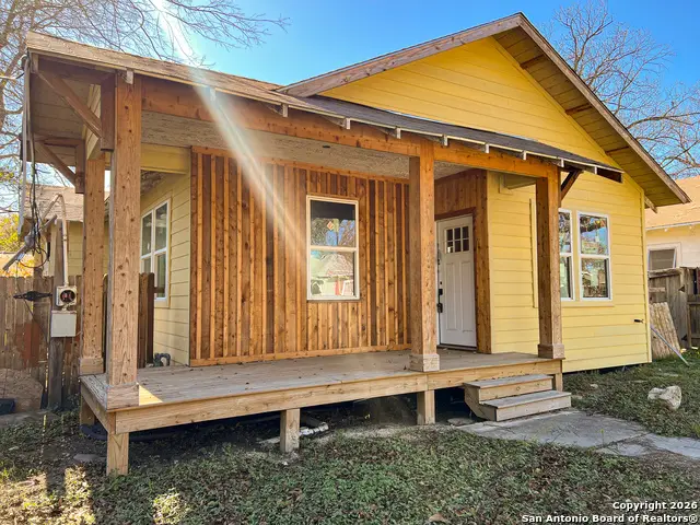 542 Barrett, San Antonio, TX 78225 - Image #1