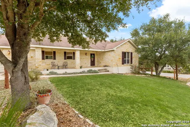 889 Sundown, Fischer, TX 78623 - Image #3