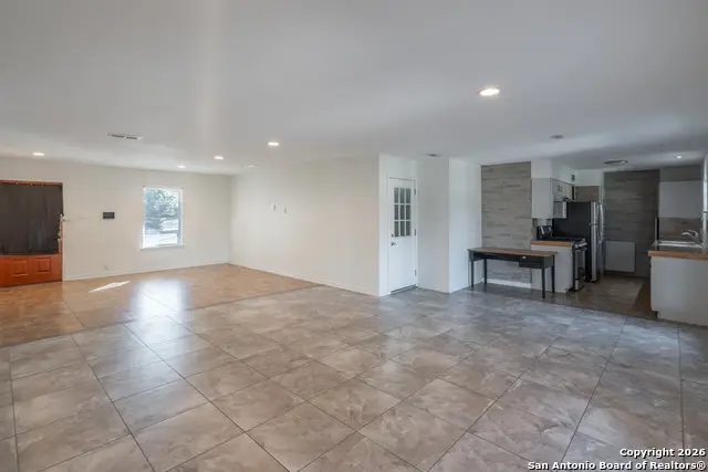 607 Colwyn Pass, San Antonio, TX 78216 - Image #2