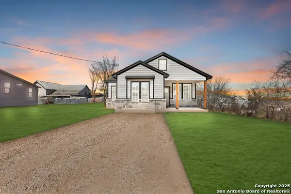 4149 Mountain Pass, Von Ormy, TX 78073