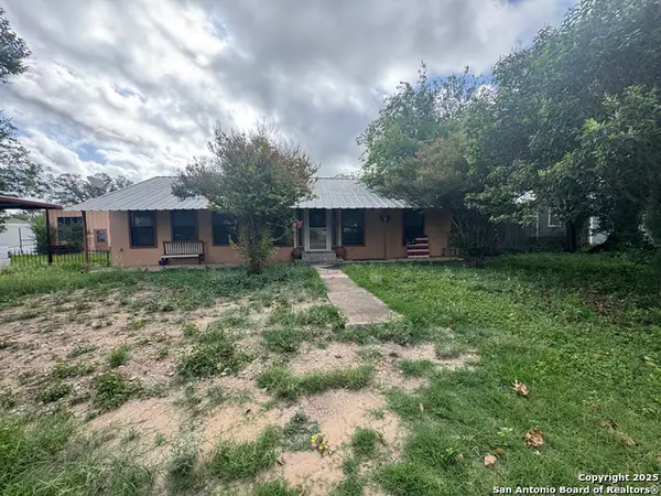 2109 Castro, Hondo, TX 78861